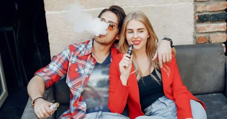 El vapeo causa EVALI, una enfermedad pulmonar peligrosa